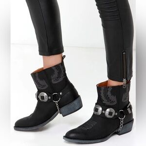 Matisse Black Western Hoss Harness Ankle Boots